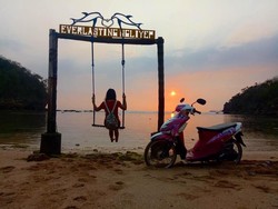 Perayaan Tahun Baru di 2 Pantai Cantik Malang, Banyak Acara Seru
