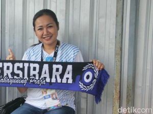 Cerita Lasmi Indaryani Diminta Transfer Uang ke Pengurus PSSI BM dan Papat Cerita Lasmi Indaryani Diminta Transfer Uang ke Pengurus PSSI BM dan Papat