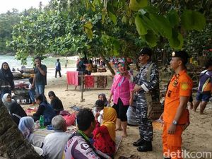 Waspada Gelombang Tinggi, Wisatawan di Trenggalek Dilarang Berenang