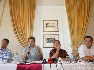 Jokowi Berhentikan Anggota Dewas BPJS TK, Tim Panel Dugaan Pencabulan Disetop