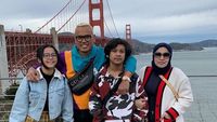 Keseruan Uya Kuya, Boyong Keluarga Liburan Akhir Tahun ke Amerika