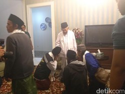 Kiai Bandung Temui Maruf, Sampaikan Undangan Festival Sarung