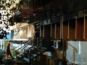 Gedung di ITB Terbakar, Aktivitas Mahasiswa Tak Terganggu Gedung di ITB Terbakar, Aktivitas Mahasiswa Tak Terganggu