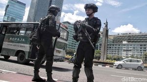 Polisi Bersenjata Laras Panjang Siap Amankan Perayaan Tahun Baru