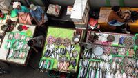 Jelang Malam Tahun Baru, Ikan dan Kerang Mulai Diburu