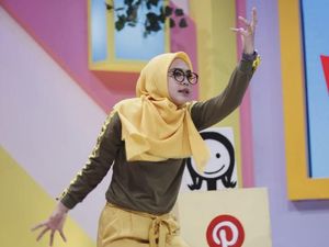 Ngeri! Jadi YouTuber, Ria Ricis Dikabarkan Raup Rp 20 M Ngeri! Jadi YouTuber, Ria Ricis Dikabarkan Raup Rp 20 M