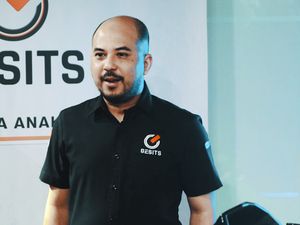 Tonton Sekarang Buka-bukaan Bos Motor Listrik Gesits