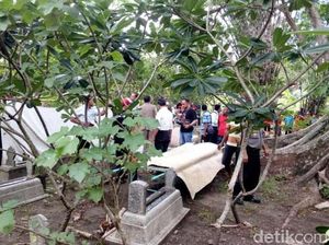 Makam Bayi di Bojonegoro Dibongkar, Diduga Hasil Aborsi