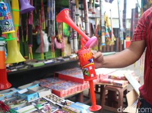 Terompet Tahun Baru Bisa Tularkan TBC? Ini Penjelasan Dokter Terompet Tahun Baru Bisa Tularkan TBC? Ini Penjelasan Dokter