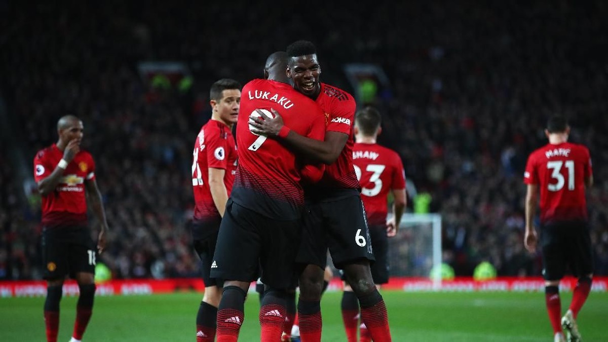 Paul Pogba bikin dua gol saat Manchester United mengandaskan Bournemouth 4-1 (Clive Brunskill/Getty Images)