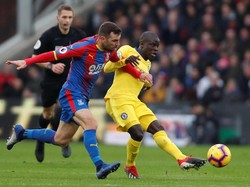Chelsea menang 1-0 atas Crystal Palace di pekan ke-20 Liga Inggris 2018/2019. The Blues mengakhiri catatan buruknya di laga tandang derby London. Reuters/David Klein.