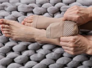 Kaki Ditekuk Seusai Olahraga Bikin Varises, Mitos atau Fakta? Kaki Ditekuk Seusai Olahraga Bikin Varises, Mitos atau Fakta?