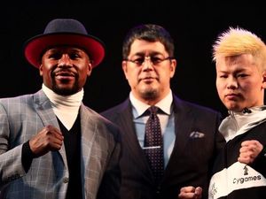 Jelang Pergantian Tahun, Mayweather Tarung dengan Kickboxer Jepang Jelang Pergantian Tahun, Mayweather Tarung dengan Kickboxer Jepang
