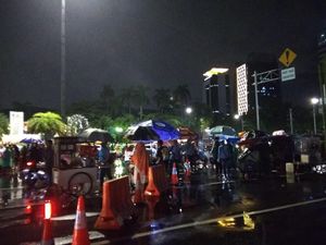 Pedagang Mulai Padati Kawasan Patung Kuda Pedagang Mulai Padati Kawasan Patung Kuda