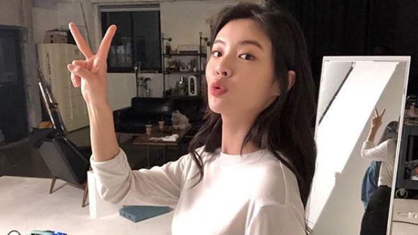 Wajah Cantik Lee Sun Bin, Pacar Lee Kwang Soo