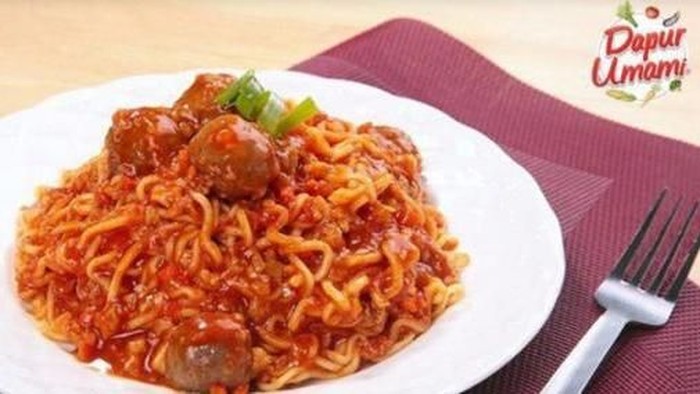 Egg Noodle Bolognese Sajikan Cita Rasa Indonesia Dan Italia