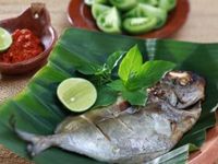 Yuk, Bikin Ikan Bakar Bumbu Parape dan Asam Manis yang Enak dan Gurih!