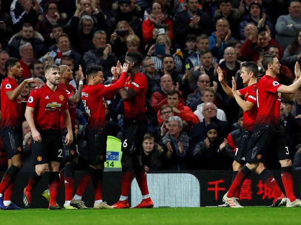 MU Sadari Barisan Bek Masih Lemah Jelang Hadapi Spurs MU Sadari Barisan Bek Masih Lemah Jelang Hadapi Spurs