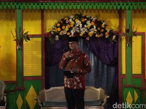 Anies Pastikan Kebersihan Jakarta usai Perayaan Tahun Baru Anies Pastikan Kebersihan Jakarta usai Perayaan Tahun Baru
