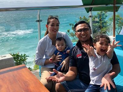 Mengintip Keseruan Liburan Keluarga Reisa Brotoasmoro di Bali