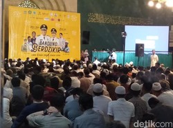 Sambut Tahun Baru, Wali Kota Oded Berzikir Bareng Warga Bandung