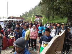 Cuaca Buruk, Para Pendaki Gunung Merbabu di Jalur Selo Balik Kanan