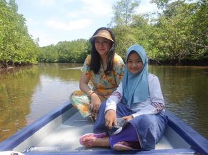 Di Pengudang Mangrove, Bisa Lihat Keindahan Alam di Darat dan Air