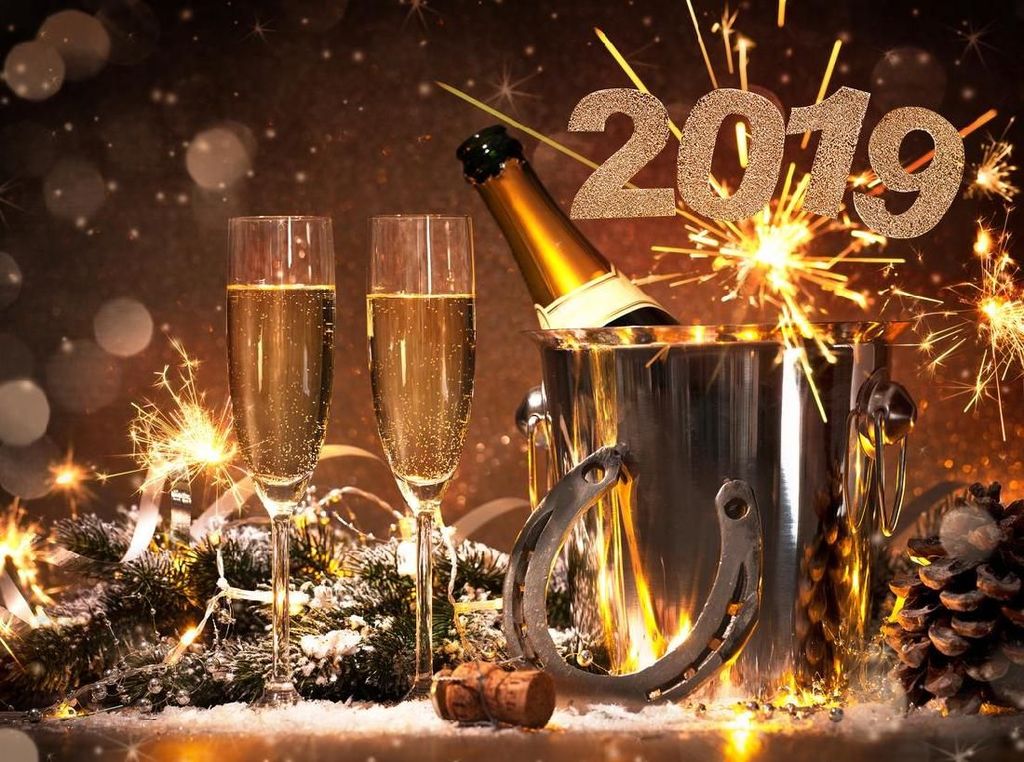 Begini Awal Mula Tradisi Cheers Champagne Saat Pesta Tahun Baru