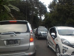 Libur Tahun Baru, Jalur Puncak Kajen Pekalongan Macet