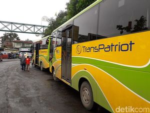 Tarif TransPatriot Bekasi Rp 4.000 Tarif TransPatriot Bekasi Rp 4.000