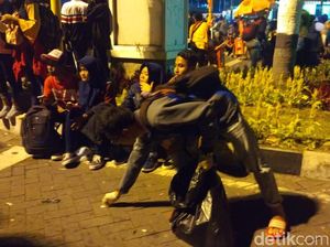 Tahun Baru Usai, Komunitas Kumpulkan Sampah di Malioboro