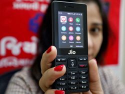 Ponsel Meledak Tewaskan Kakek 60 Tahun