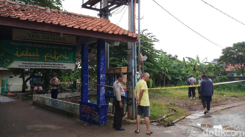 Bripka Matheus Sempat Kirim WA Permintaan Maaf Sebelum Bunuh Diri Bripka Matheus Sempat Kirim WA Permintaan Maaf Sebelum Bunuh Diri