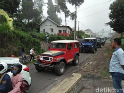 Libur Tahun Baru, Jalur Wisata Gunung Bromo Macet Panjang
