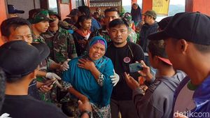Ratapan Pilu Keluarga Korban Longsor Sukabumi