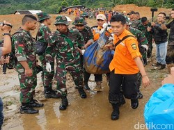 Cerita Keluarga Salah Klaim Jasad Korban Longsor Sukabumi