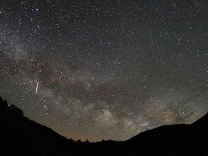 Ilmuwan Temukan Bukti Pertama Manusia Tewas Kena Meteor Ilmuwan Temukan Bukti Pertama Manusia Tewas Kena Meteor