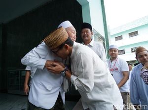 Sowan ke Ponpes di Sidoarjo, Sandi Diwejang Tingkatkan Ekonomi Umat
