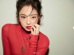 MV SOLO Jennie BLACKPINK Raup 300 Juta Penonton YouTube