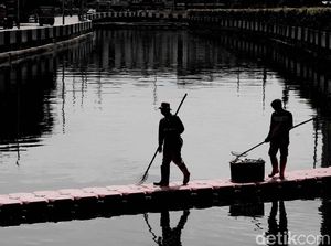 Kondisi Terkini Kali Item Pasca Serbuan Busa Tebal
