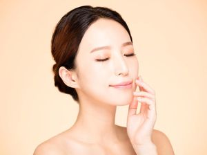 Cara Wujudkan Resolusi Kulit Sehat di 2019 dari Pakar