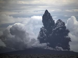 Badan Geologi: Sekitar 4,5 Juta Warga Terancam Letusan Gunung Berapi Badan Geologi: Sekitar 4,5 Juta Warga Terancam Letusan Gunung Berapi