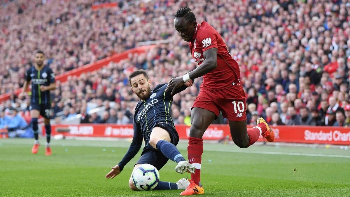 Manchester City merasakan tekanan saat menjamu Liverpool. Foto: Laurence Griffiths/Getty Images
