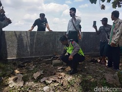 RM Bongkar Kembali Makam Anaknya yang Dikubur Hidup-hidup, Mengapa?