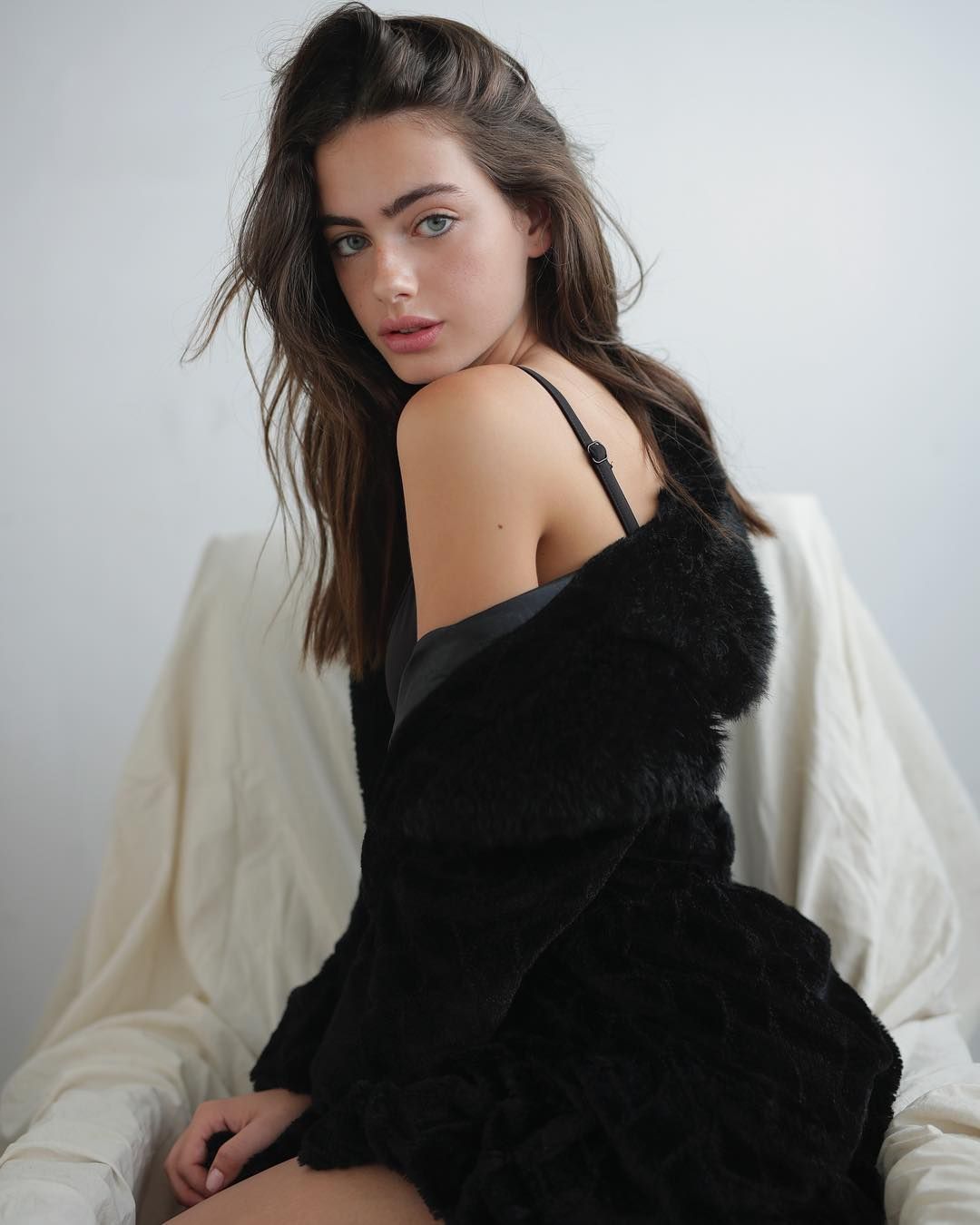 model israel Yael Shelbia