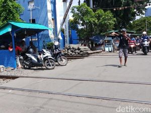 Lokasi Tabrakan Kereta Vs Mobil di Tanah Abang Perlintasan Liar