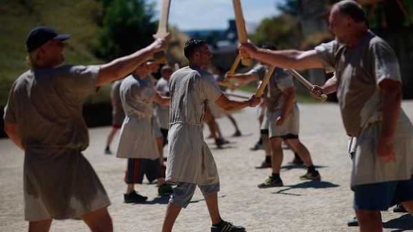 Mau Coba Olahraga Bela Diri Ala Petarung Gladiator?