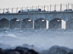6 Orang Tewas Akibat Kecelakaan Kereta di Jembatan Denmark