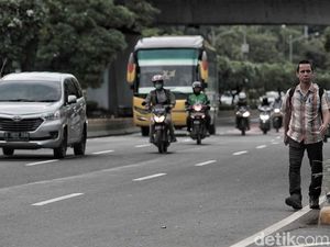 Motor Bebas Melengang di Jalur Ganjil-genap Jakarta