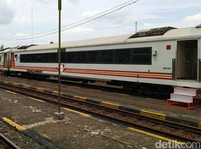 Grand Launching KA Pangandaran di Stasiun Banjar